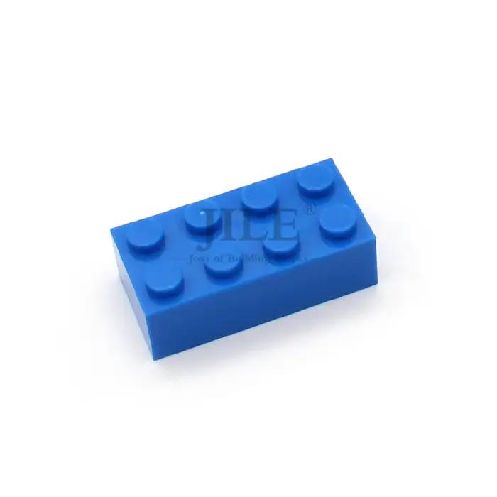 Blocs de construction Moc brique créative 2x4 en plastique ABS 100 pièces pour enfants et adultes occasions spéciales tranches d'âge 3-6 ans 18+ 14 ans et plus