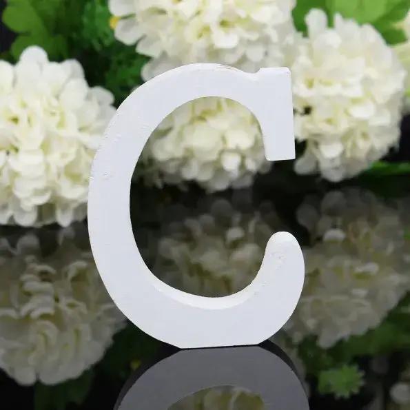 Lettres de l'Alphabet en Bois Blanc Autoportantes