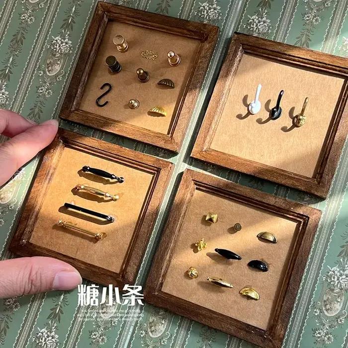 Poignées de qualité supérieure pour maison de poupées miniature en métal avec diverses couleurs pour améliorer le réalisme et la durabilité de votre collection de poupées occasions spéciales