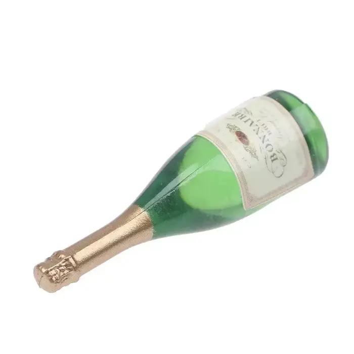 Bouteilles de Champagne vitréuses miniatures pour maison de poupée
