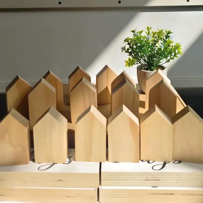 6/12 Blocs de construction en bois non finis en forme de maison