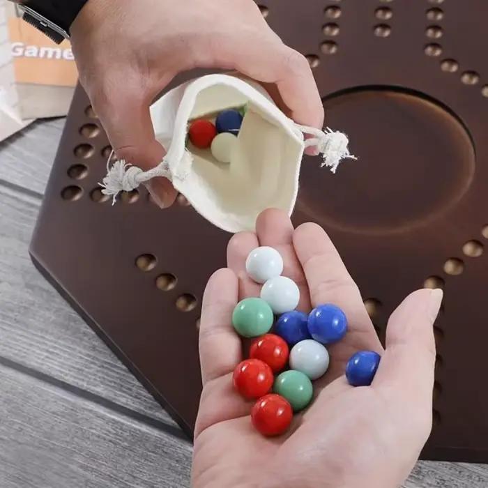 Jeu d'échecs arabe pour 4 joueurs en bois robuste noyer, jeu de stratégie, jeu de fête, jeu de voyage, plateau de jeu durable